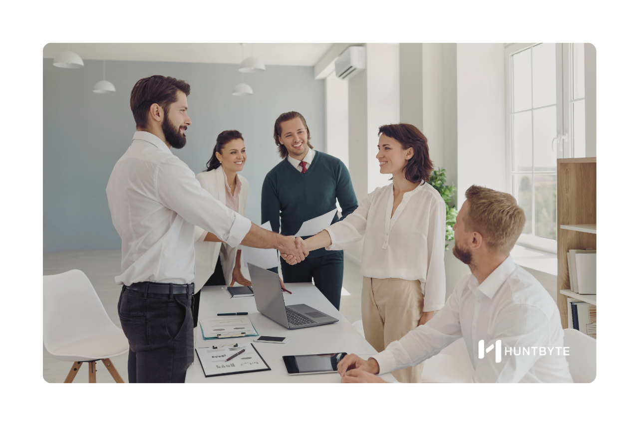 誰最愛使用數位名片？讓電子名片成為職涯成長的必備工具！