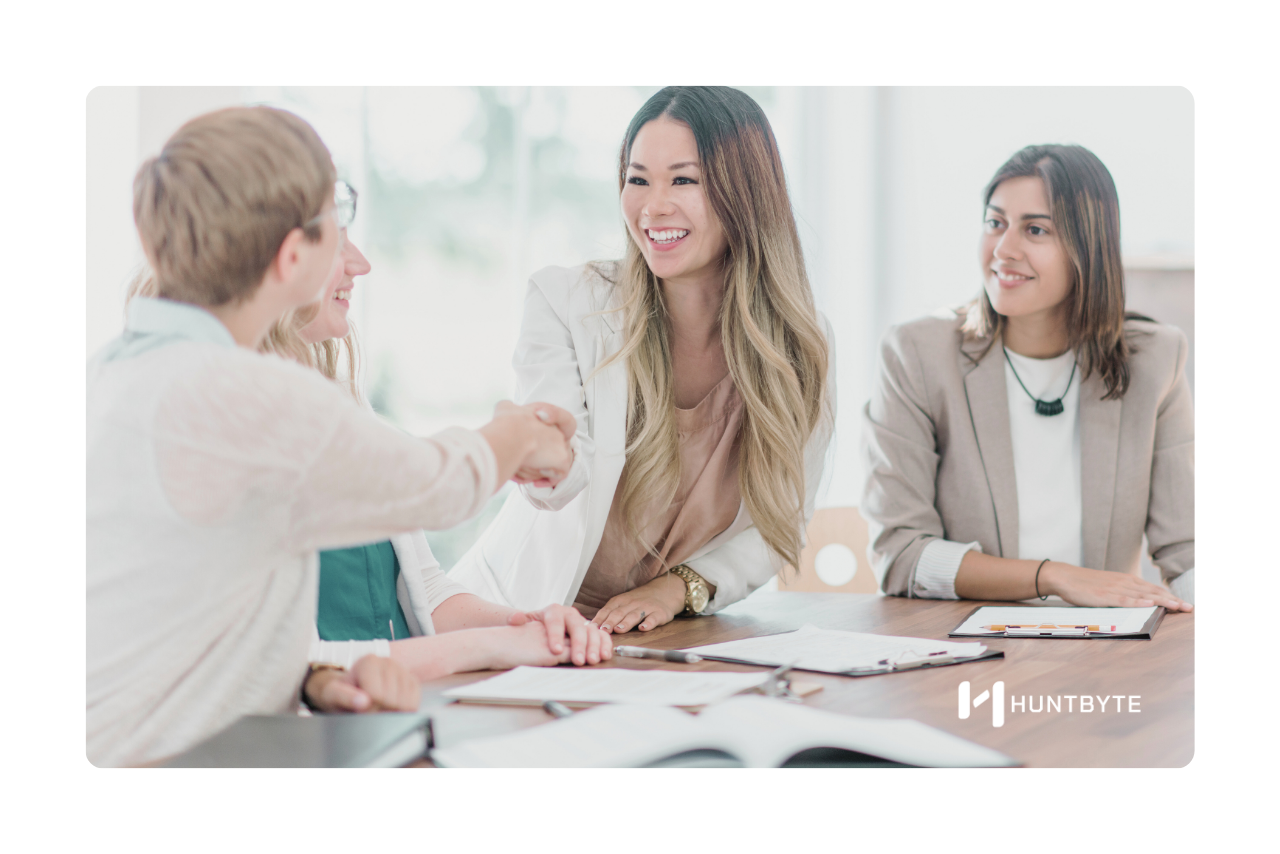 紙本名片 VS. 電子名片:職場人際互動的新選擇